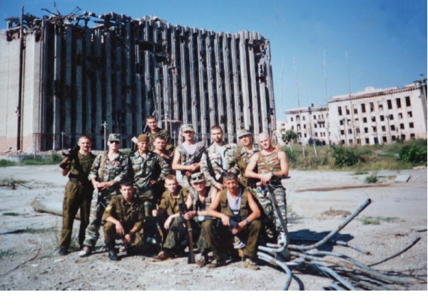 Миссия ОБСЕ, Грозный. Август 1995 г. Фото из архива спецназа «Русич» (передано в Новгородскую электронную библиотеку с правом публикации на сайте)