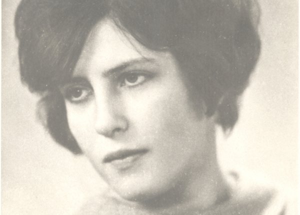 Арсентьева (Богданова) Алевтина Владимировна, участница асамбля «Садко». 1968 год