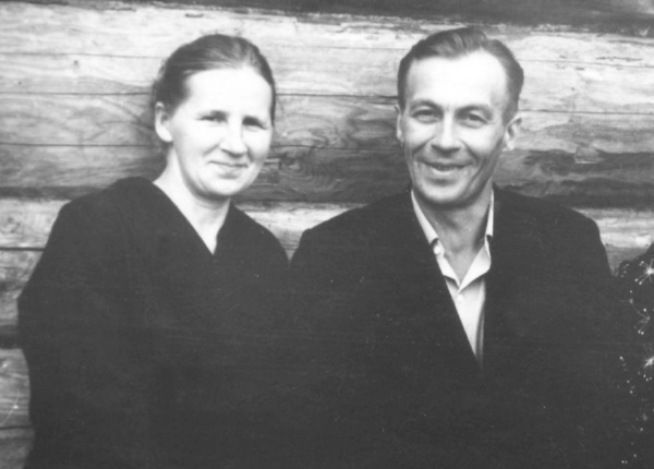 Василий Николаевич Семенов с супругой Лидией Владимировной Семеновой (Царевой)