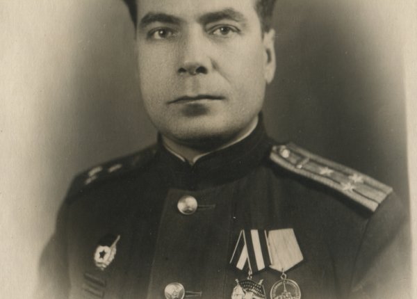Полковник Г.М. Ленючев. Фото из коллекции военного историка Е.Ф. Дрига, публикуется на сайте ant53.ru с его разрешения