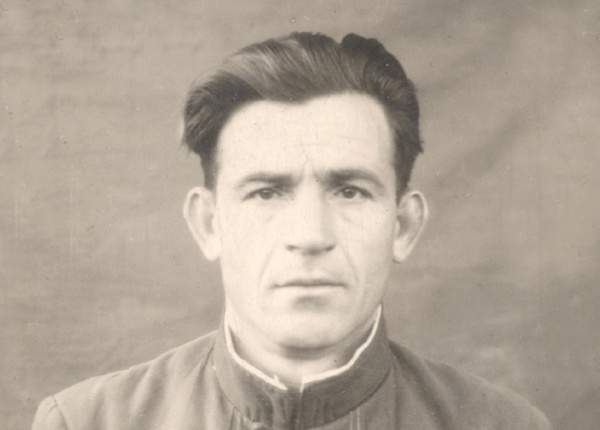 Михаил Никифорович в мае 1950 г. Фото из семейного архива