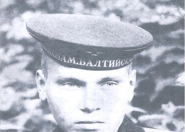 Игорь Иванович Жаринов в военные годы. Фото из семейного альбома