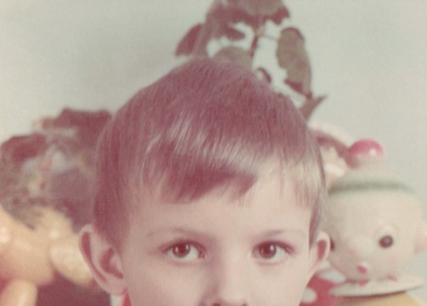 Детский сад. Артему 5 лет. Фото из семейного архива. Передано мамой для публикации на сайте ant53.ru.
